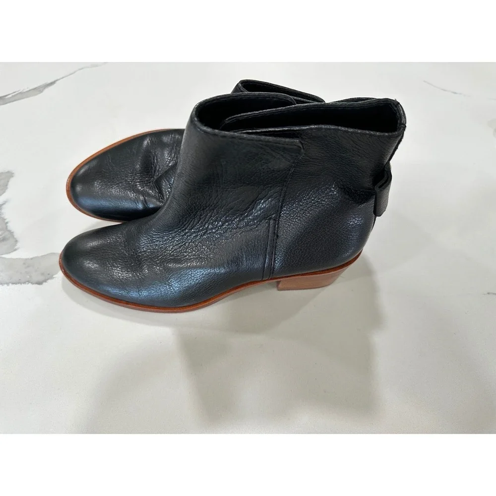 Kate Spade New York Black Leather Bow Heel‎ Ankle Boots Size 7.5 M
